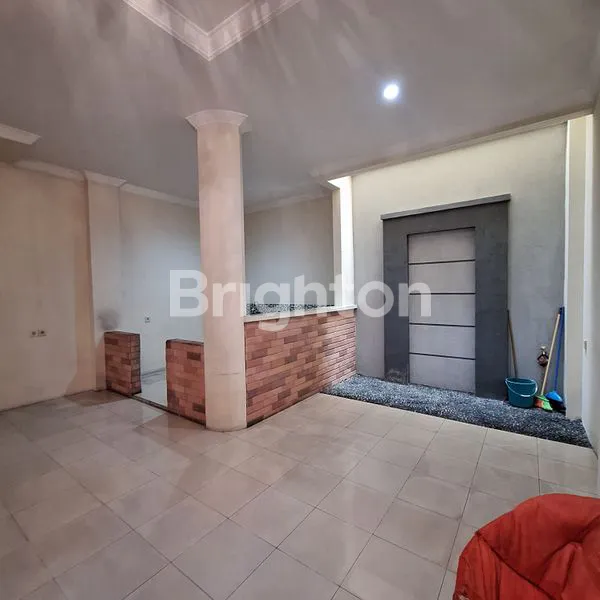 image RUMAH TINGGAL 2.5 LANTAI (7)