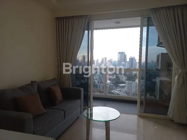 image APARTEMEN MENTENG PARK DI CIKINI, PRIVATE LIFT, FULL FURNISHED. TURUN HARGA 135 JUTA/TAHUN -> 120 JUTA/TAHUN MASIH NEGO  (6)