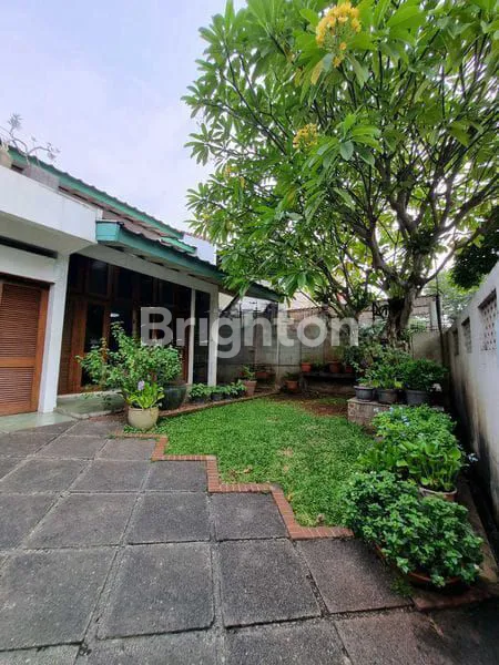 image RUMAH LAYAK HUNI DI PURI INDAH, BANGUNAN 2 LANTAI  (1)