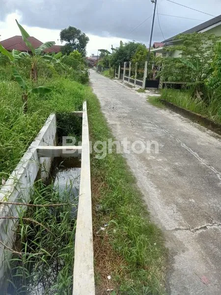 image TANAH HOOK CANTIK PINGGIR JALAN FAJAR (3)