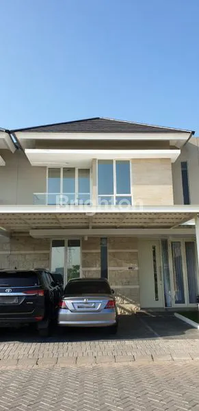 image RUMAH FULL FURNISHED+INTERIOR CARPORT 3 MOBIL AREA SURABAYA BARAT  (1)