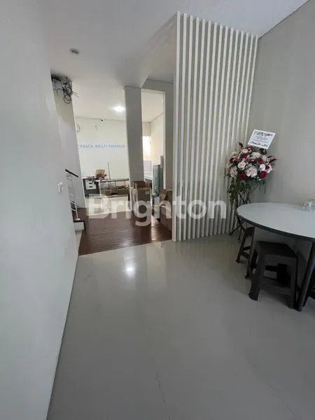 image CITRALAND GREENLAKE TYPE TITIES (2)