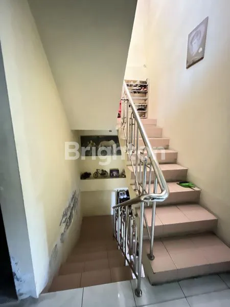 image RUMAH 3 LANTAI SIAP HUNI PERUMAHAN GROGOL SOLOBARU (7)