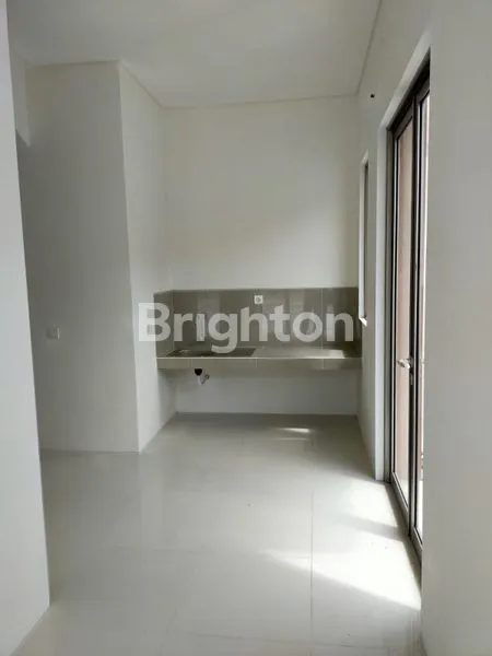 image BARU BELUM PERNAH DIHUNI ! HOOK MURAH MINIMALIS MODERN ! JUAL GREENLAND RESIDENCE (4)