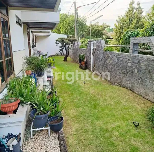 image RUMAH HOOK SBY SELATAN STRATEGIS BENDUL MERISI (3)