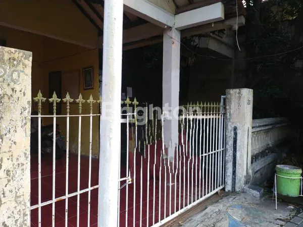 image RUMAH REWWIN WARU SIDOARJO (2)