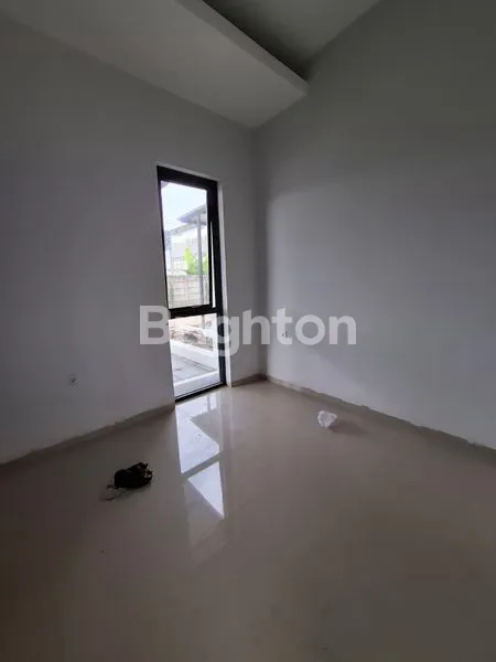 image RUMAH BARU TENGAH KOTA DALAM KOMPLEK ONE GATE SYSTEM (3)