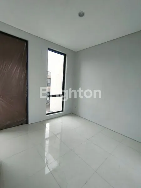 image RUMAH DI SIDOARJO JAWA TIMUR (1)