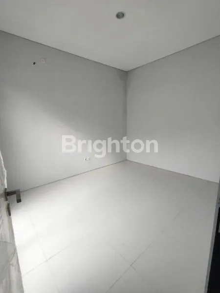 image RUMAH DI SIDOARJO JAWA TIMUR (2)