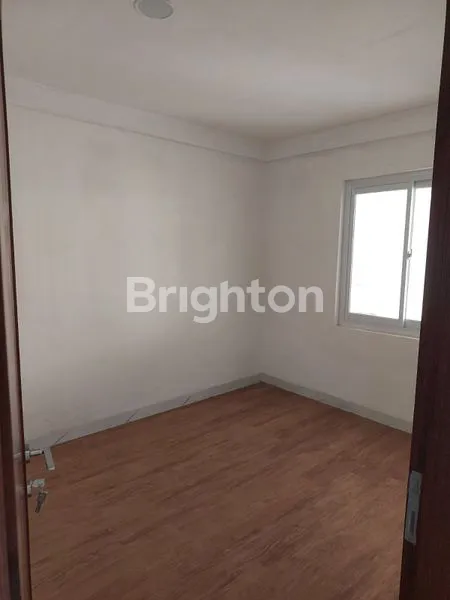 image RUMAH 3 LANTAI DI TAMAN PALEM LESTARI CENGKARENG (8)