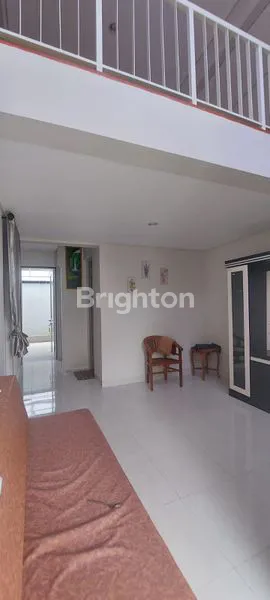 image RUMAH PARAMOUNT PETAL SUDAH RENOVASI (4)