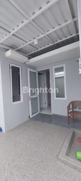 image RUMAH PARAMOUNT PETAL SUDAH RENOVASI (6)