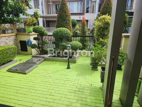 image 2 LANTAI BAGUS BANGET SANGAT SIAP HUNI PERUMAHAN PREMIUM SURABAYA TIMUR DEKAT UNIVERSITAS ITS KENJERAN MULYOSARI (2)