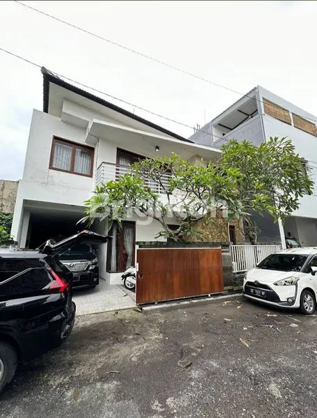 image VILLA 2 LANTAI FULL FURNISHED DEKAT PANTAI PADANG GALAK SANUR  (2)