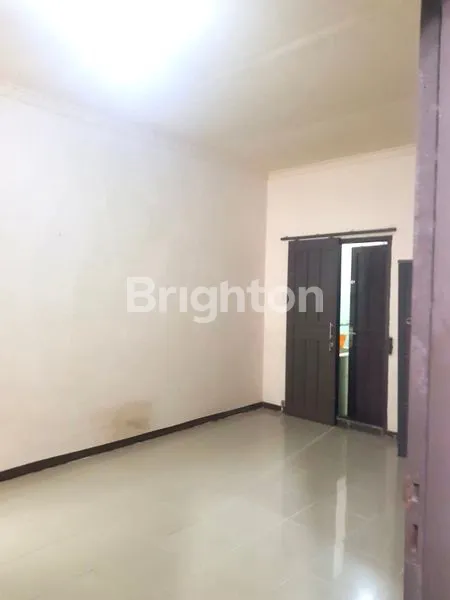 image RUMAH SEWA DUA LANTAI (6)