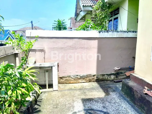 image RUMAH SEWA DUA LANTAI (8)