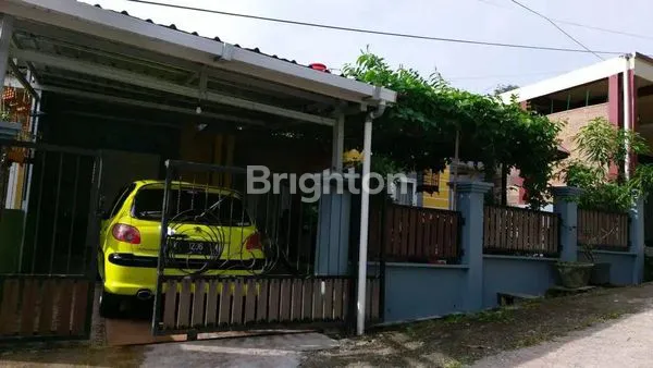 image RUMAH ESTETIK DI DALAM PERUMAHAN BALIKPAPAN UTARA (1)