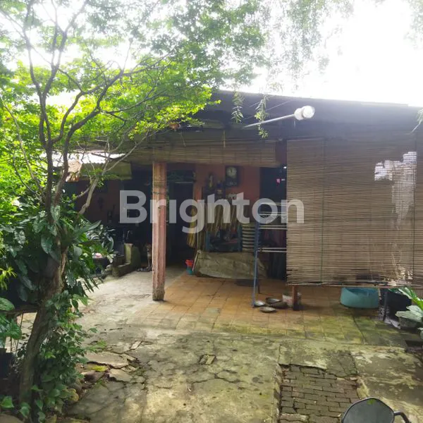 image DI JUAL RUMAH LUAS (2)