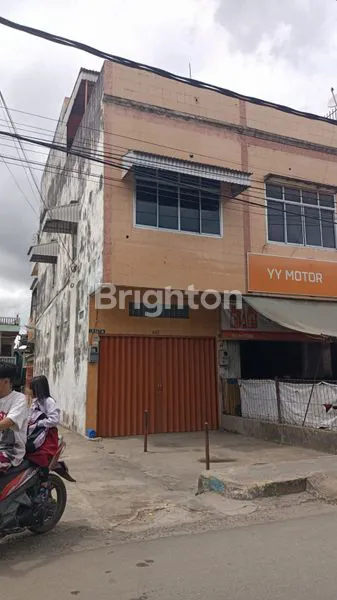 image RUKO 2,5 LANTAI DISEWAKAN (1)