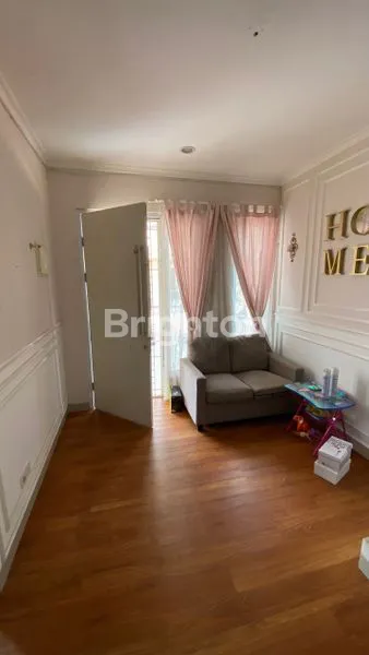image RUMAH 2 LANTAI SIAP HUNI CLUSTER MILANO GADING SERPONG TANGERANG (7)