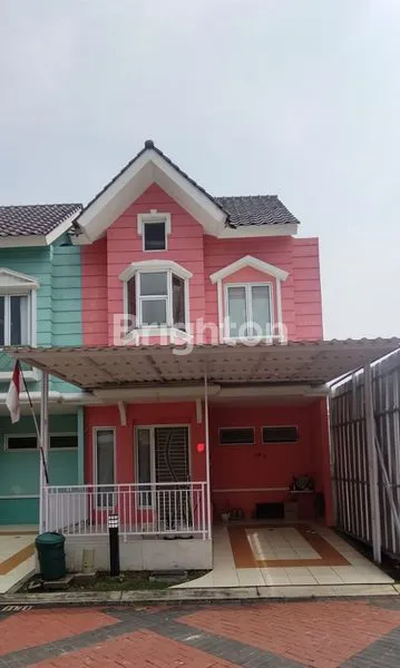 image RUMAH 2 LANTAI SIAP HUNI CLUSTER MILANO GADING SERPONG TANGERANG (1)