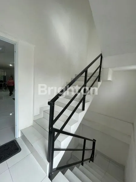 image RUANG KANTOR STRATEGIS JARANG ADA DI ARTERI PONDOK INDAH  (2)