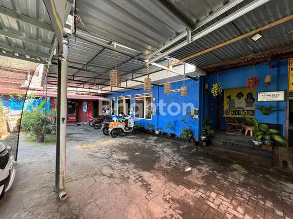 image DIJUAL CEPAT RUMAH STRATEGIS 8 KAMAR TIDUR DI JALAN GODEAN KM 5, SLEMAN (5)