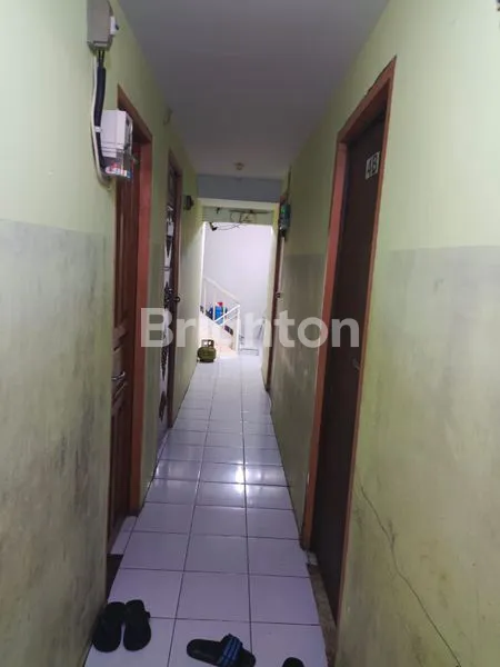 image RUKO 4 1/2 LANTAI KARANG ANYAR (4)