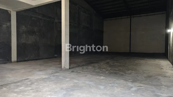 image GUDANG DI PINGGIR JALAN UTAMA DI BATAM (2)