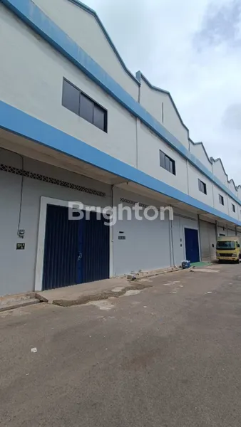 image GUDANG DI PINGGIR JALAN UTAMA DI BATAM (1)