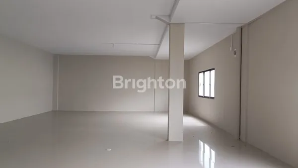 image GUDANG DI PINGGIR JALAN UTAMA DI BATAM (3)