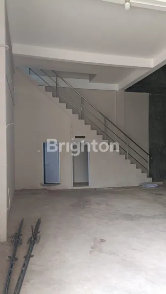 image GUDANG DI PINGGIR JALAN UTAMA DI BATAM (5)