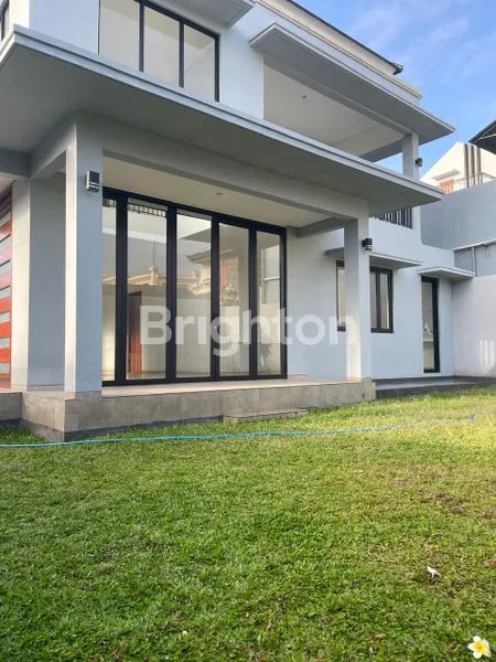image RUMAH LUAS BERSIH BARU DEKET LAPANGAN RENON AREA SANUR (1)