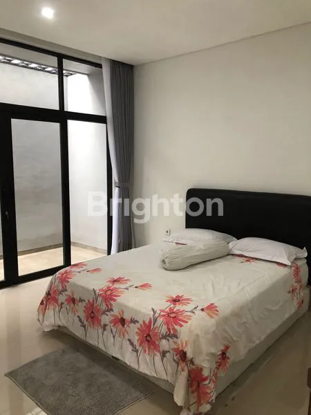 image RUMAH LUAS BERSIH BARU DEKET LAPANGAN RENON AREA SANUR (4)