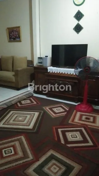 image RUMAH 1LT SEMAMPIR SURABAYA TIMUR (4)