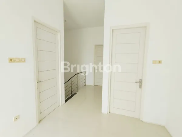 image SIAP HUNI LEBAR 8 RUMAH PAKUWON CITY SAN DIEGO 2 LANTAI SURABAYA TIMUR (3)