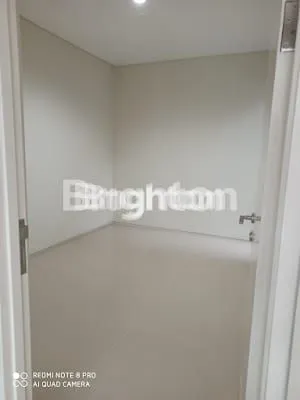 image RUMAH BARU GRESS MINIMALIS 2 LT, CITRALAND NORTHWEST LAKE, SURABAYA BARAT, PAKAL (6)