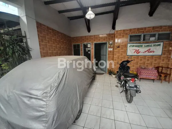 image RUMAH BESAR HOEK STRATEGIS JL. AHMAD PAMOYANAN (6)