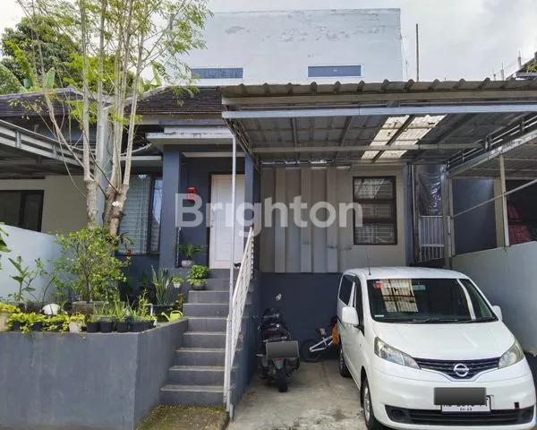 image RUMAH CANTIK GRIYA WIWAHA PADASUKA (1)