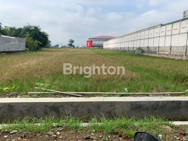 image TANAH KERING MEPET KOTA SUKOHARJO COCOK UNTUK PERUMAHAN ATAU TEMPAT USAHA (4)