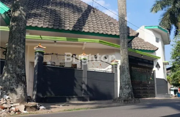 image RUMAH SIAP HUNI KONDISI BARU RENOVASI DI JANTI MALANG (1)