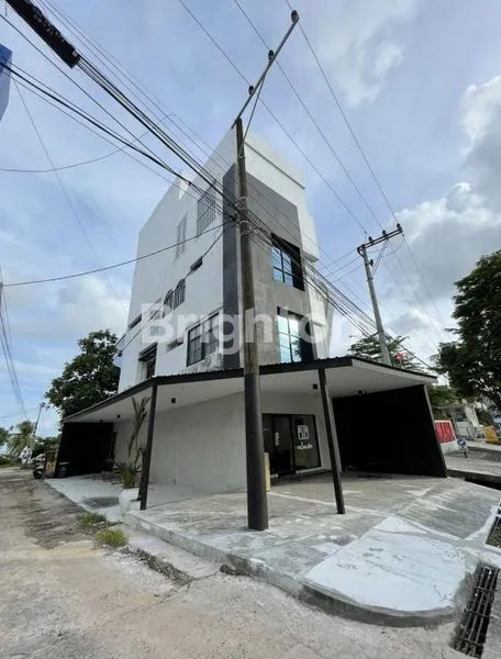 image DIJUAL TANAH DAN BANGUNAN DI SUDIRMAN (1)