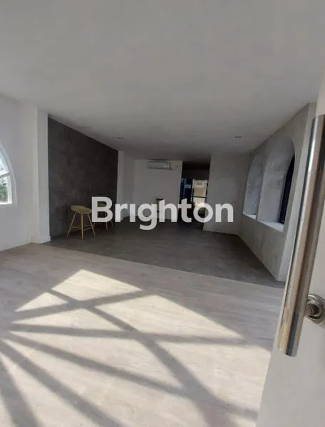 image DIJUAL TANAH DAN BANGUNAN DI SUDIRMAN (2)