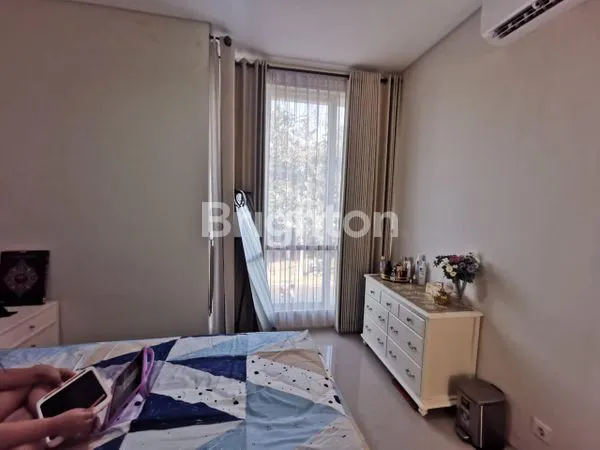 image RUMAH 2ND TERAWAT UKURAN 7X15 (2 LANTAI) DI NORTHWEST PARK CITRALAND, ADA HALAMAN BELAKANG, JALAN UTAMA ROW LEBAR 3 MOBIL (4)