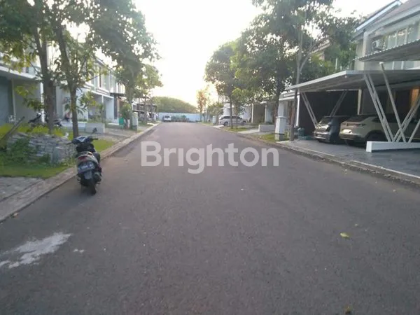 image RUMAH 2ND TERAWAT UKURAN 7X15 (2 LANTAI) DI NORTHWEST PARK CITRALAND, ADA HALAMAN BELAKANG, JALAN UTAMA ROW LEBAR 3 MOBIL (2)