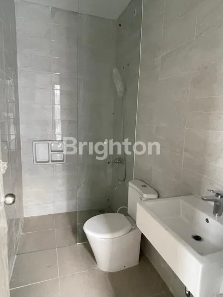 image RUMAH PONDOK TJANDRA CLUSTER RUBY 2 LANTAI DEKAT MERR, RUNGKUT, TOL WARU JUANDA, PONDOK CHANDRA, PONDOK CANDRA (7)