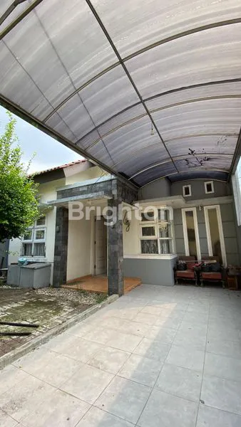 image RUMAH DUA LANTAI DUKUH KUPANG SURABAYA (2)