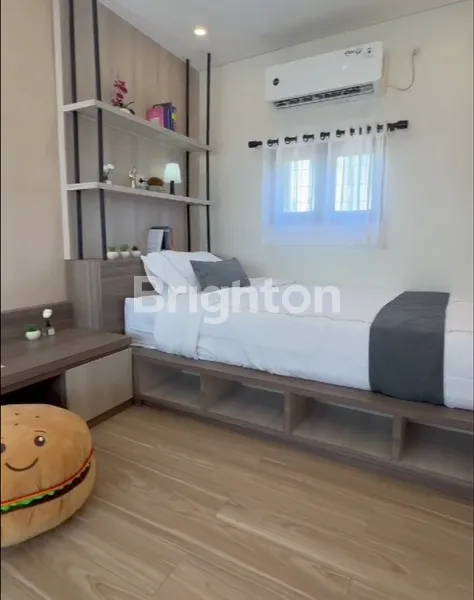 image 574JT DAPAT RUMAH KTP SURABAYA SELANGKAH KE UPN MERR & OERR TANPA DP LANGSUNG KPR + SUBSIDI CICILAN KPR UP TO 2JT/BLN, LOKASI ANTI MBLUSUK (7)