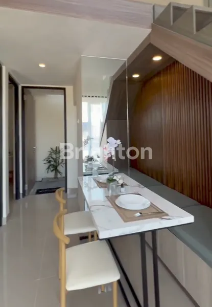 image 574JT DAPAT RUMAH KTP SURABAYA SELANGKAH KE UPN MERR & OERR TANPA DP LANGSUNG KPR + SUBSIDI CICILAN KPR UP TO 2JT/BLN, LOKASI ANTI MBLUSUK (5)