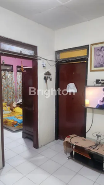 image LB - DIJUAL RUMAH TURUN HARGA, POSISI STRATEGIS KEAMANAN 24 DI WIYUNG INDAH SURABAYA (6)